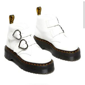 WHITE HEART BUCKLE Dr. MARTINS
